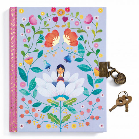 Marie Lockable Notebook, closed with lock and keys