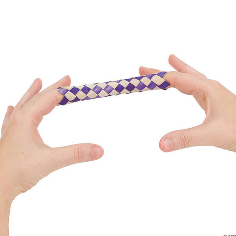 Finger trap on fingers 