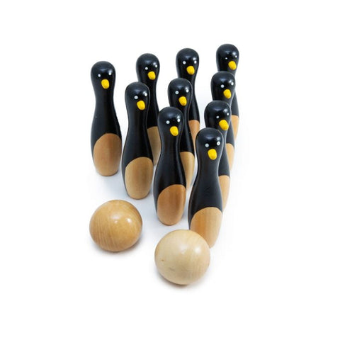 Penguin Bowling, pins and balls unboxed 