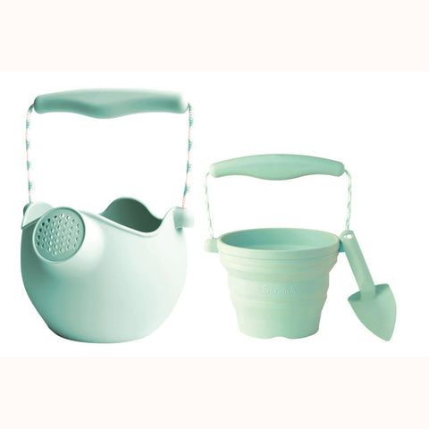 Scrunch In The Garden Gift Set - Spearmint green contents unboxed