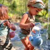Scrunch Watering Can - lifestyle, children playing 